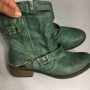 Massimo Cute Fall Boots!